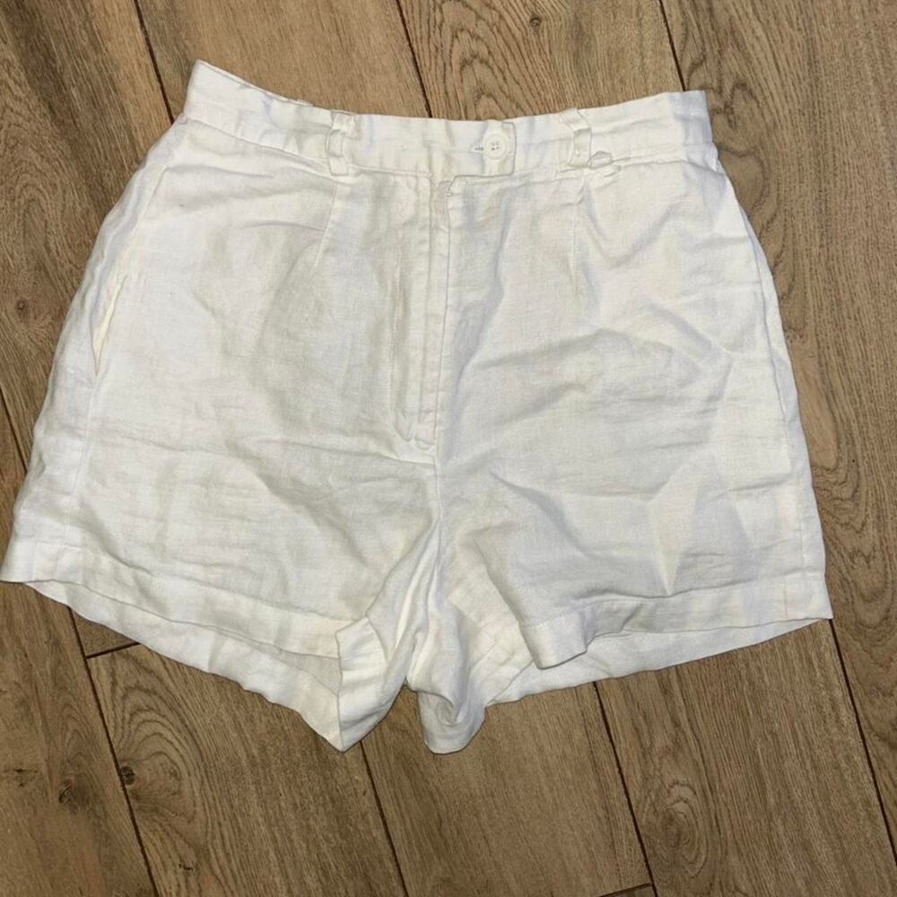 Dkny white linen shorts size